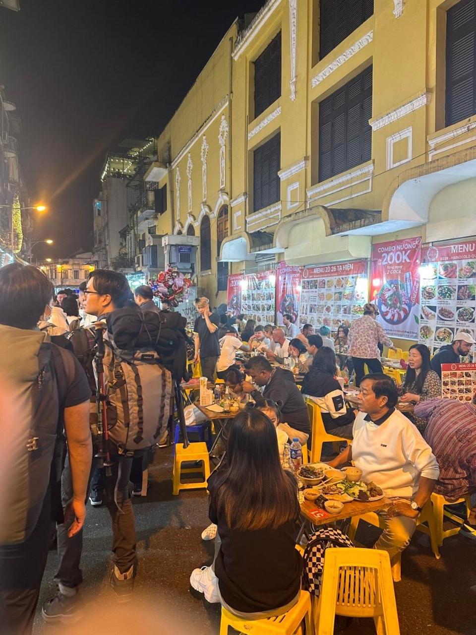 Feliz Hostel Hanoi Exterior photo